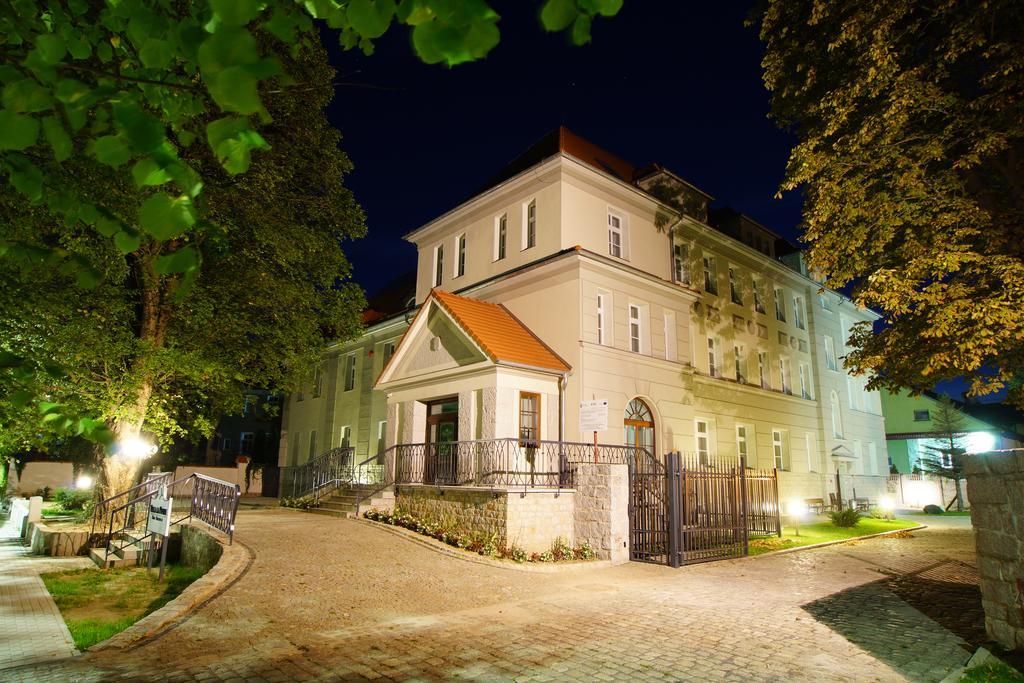Villa La Pierre Strzegom Kültér fotó