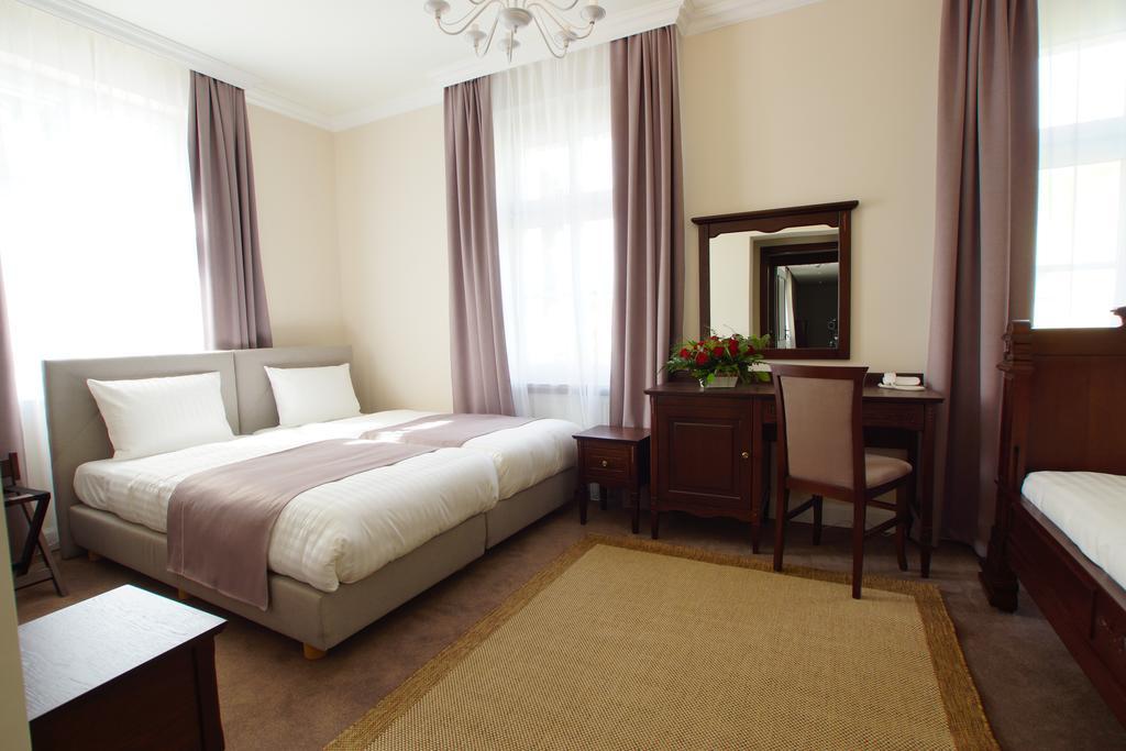 Villa La Pierre Strzegom Szoba fotó