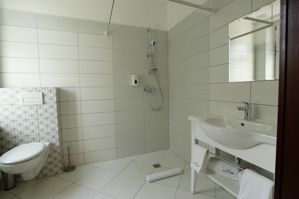 Villa La Pierre Strzegom Kültér fotó